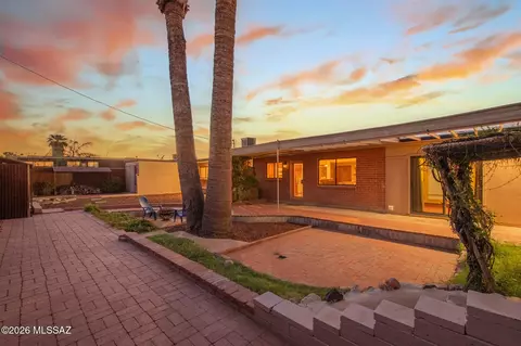 Exterior - 7052 E Baker St, Tucson, AZ 85710 photo 6 of 8