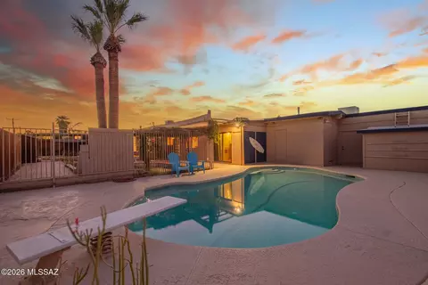 Exterior - 7052 E Baker St, Tucson, AZ 85710 photo 8 of 8