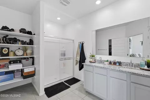 Bath - 9780 E Gray Hawk Dr, Tucson, AZ 85730 photo 3 of 3