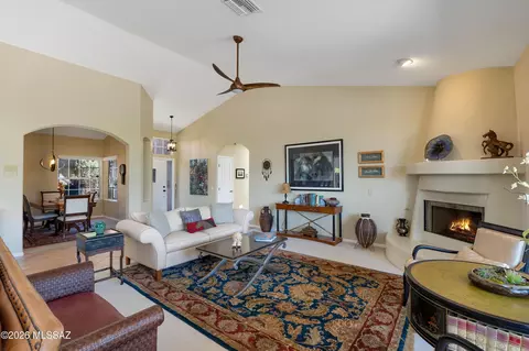 Living - 65555 E Canyon Dr, Tucson, AZ 85739 photo 6 of 7