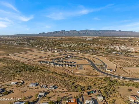 View/Area - 5978 E Jayden Ln, Tucson, AZ 85756 photo 9 of 14