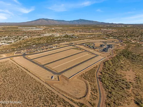 View/Area - 5978 E Jayden Ln, Tucson, AZ 85756 photo 7 of 14