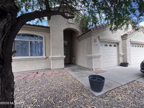 7024 W Dupont Way, Tucson, AZ 85757