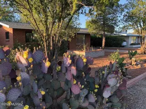 Exterior - 5221 E Fairmount St, Tucson, AZ 85712 photo 1 of 18