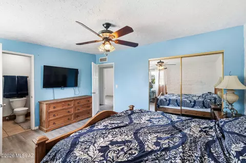 Bedroom - 7430 E 39th St, Tucson, AZ 85730 photo 3 of 4