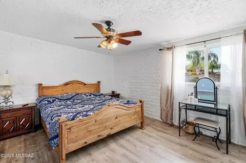 Bedroom - 7430 E 39th St, Tucson, AZ 85730 photo 1 of 4