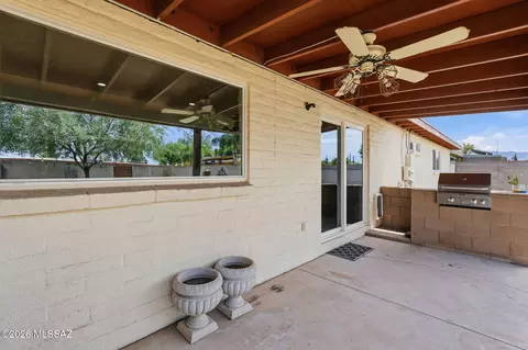 Exterior - 7430 E 39th St, Tucson, AZ 85730 photo 4 of 12