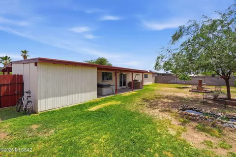 Exterior - 7430 E 39th St, Tucson, AZ 85730 photo 7 of 12