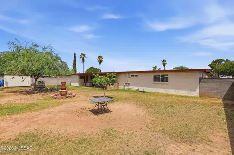 Exterior - 7430 E 39th St, Tucson, AZ 85730 photo 11 of 12