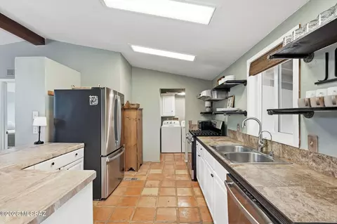 4530 Edwin Rd, Tucson, AZ 85739 photo 7