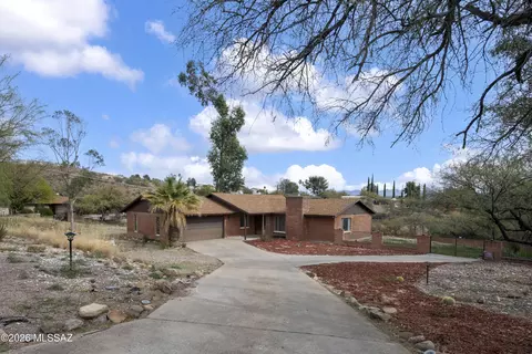 373 Rio Rico Dr, Rio Rico, AZ 85648