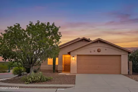 1402 N Thunder Ridge Dr, Tucson, AZ 85745