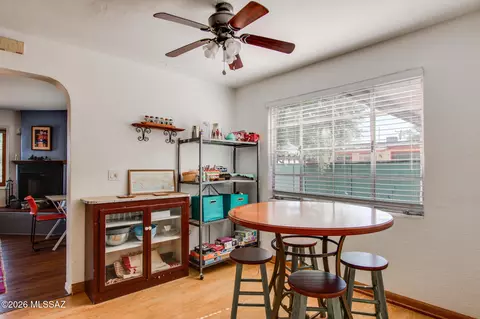 Dining - 2536 E Sequoyah St, Tucson, AZ 85719 photo 1 of 1