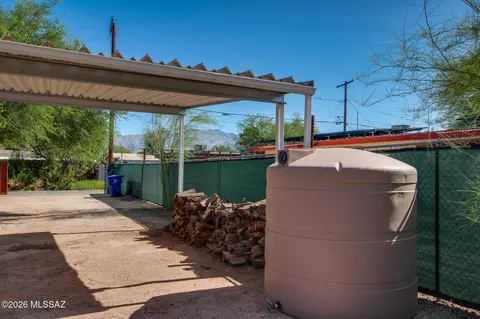 Exterior - 2536 E Sequoyah St, Tucson, AZ 85719 photo 5 of 5