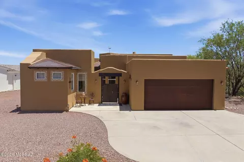 336 Via Capri, Rio Rico, AZ 85648