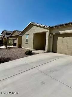 5010 E Wash Overlook Dr, Tucson, AZ 85706