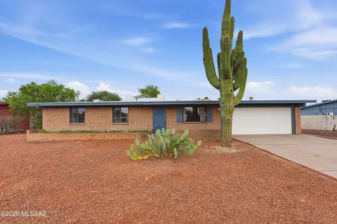 7762 N John Hancock Ave, Tucson, AZ 85741