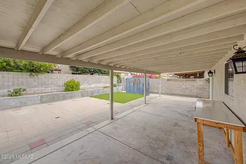 Exterior - 8913 E Citrus Tree Dr, Tucson, AZ 85730 photo 4 of 6