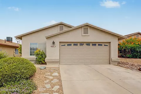 Exterior - 8913 E Citrus Tree Dr, Tucson, AZ 85730 photo 2 of 6