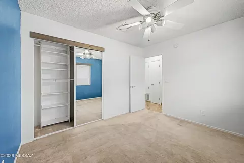 Bedroom - 8913 E Citrus Tree Dr, Tucson, AZ 85730 photo 4 of 7
