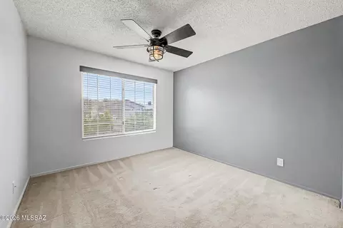 Bedroom - 8913 E Citrus Tree Dr, Tucson, AZ 85730 photo 5 of 7