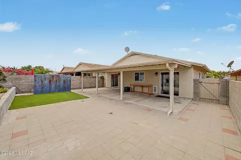 Exterior - 8913 E Citrus Tree Dr, Tucson, AZ 85730 photo 6 of 6