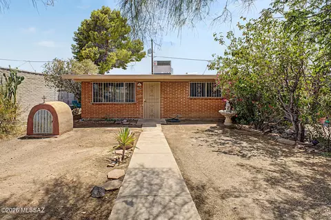 1841 W Caravelle Rd, Tucson, AZ 85713