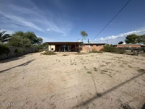 7557 E 29th St, Tucson, AZ 85710