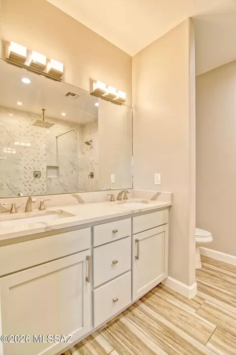 Bath - 3304 Elida St, Tucson, AZ 85716 photo 2 of 7