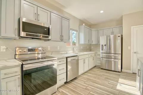 Kitchen - 3304 Elida St, Tucson, AZ 85716 photo 2 of 6