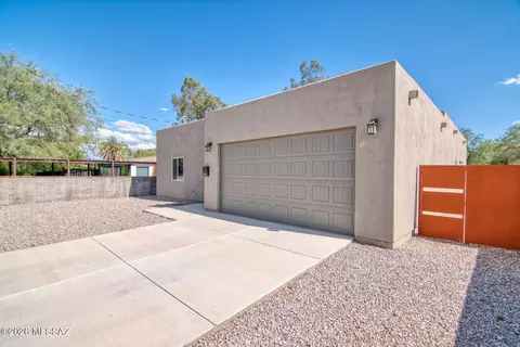 Exterior - 3304 Elida St, Tucson, AZ 85716 photo 1 of 7