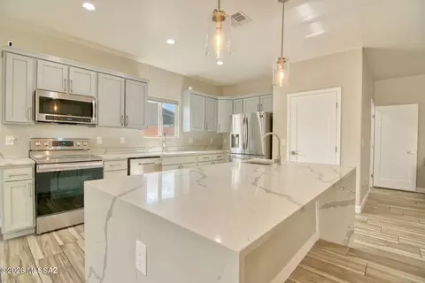 Kitchen - 3304 Elida St, Tucson, AZ 85716 photo 5 of 6