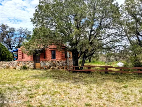 33 Thunder Mountain Rd, Elgin, AZ 85611