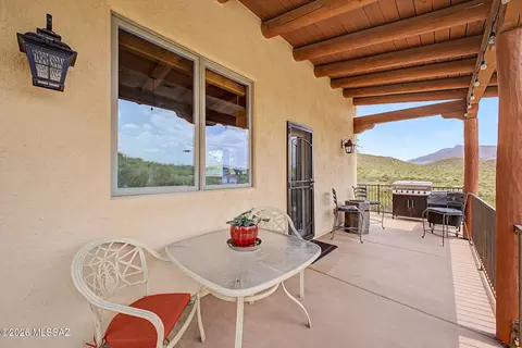 Exterior - 15770 E Colossal Cave Rd, Vail, AZ 85641 photo 6 of 10
