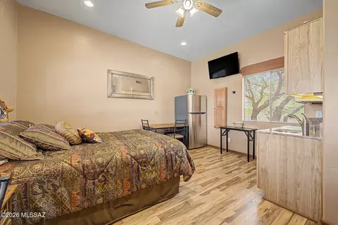 Bedroom - 15770 E Colossal Cave Rd, Vail, AZ 85641 photo 4 of 5