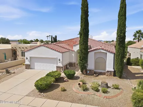 3412 S Waterfall Dr, Green Valley, AZ 85614