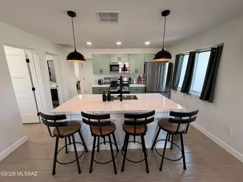 1323 W Speedway Blvd, Tucson, AZ 85745