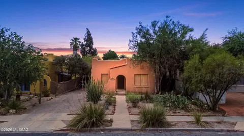2040 E Hawthorne St, Tucson, AZ 85719