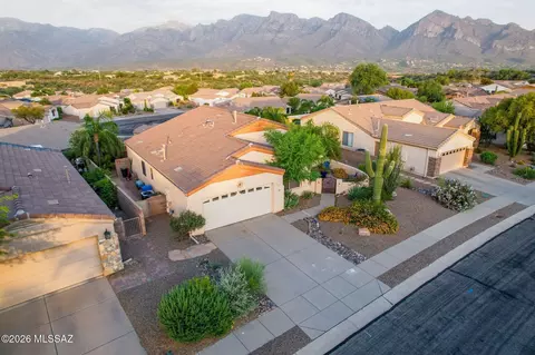 11618 N Flat Iron Dr, Tucson, AZ 85737
