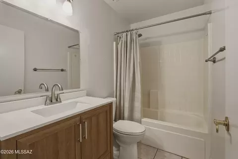 Bath - 8807 E Mountain Spring Dr, Tucson, AZ 85747 photo 2 of 2