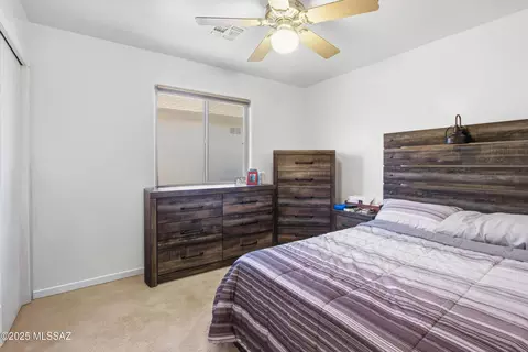 Bedroom - 8807 E Mountain Spring Dr, Tucson, AZ 85747 photo 8 of 9
