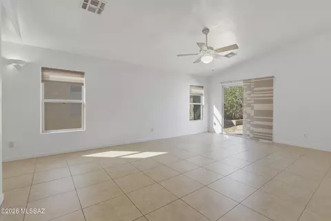 Living - 8807 E Mountain Spring Dr, Tucson, AZ 85747 photo 3 of 5