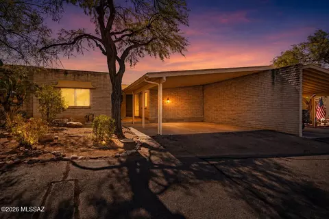 65 E Mediterranean Dr, Tucson, AZ 85704