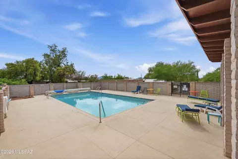 Exterior - 65 E Mediterranean Dr, Tucson, AZ 85704 photo 10 of 12