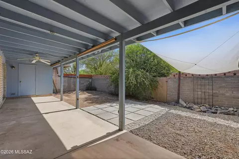 Exterior - 65 E Mediterranean Dr, Tucson, AZ 85704 photo 4 of 9