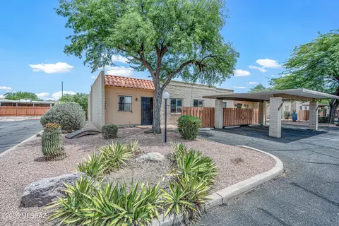 923 S Pantano Pkwy, Tucson, AZ 85710