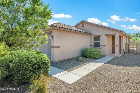 817 W Calle Tikal, Sahuarita, AZ 85629