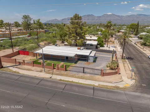 6899 E Broadway Blvd, Tucson, AZ 85710