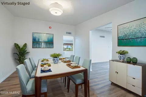 Dining - 9048 E Pine Valley Dr, Tucson, AZ 85710 photo 2 of 2