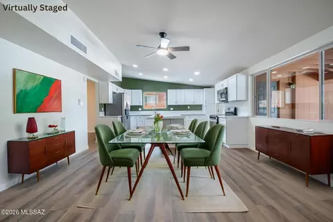 Dining - 9048 E Pine Valley Dr, Tucson, AZ 85710 photo 1 of 2